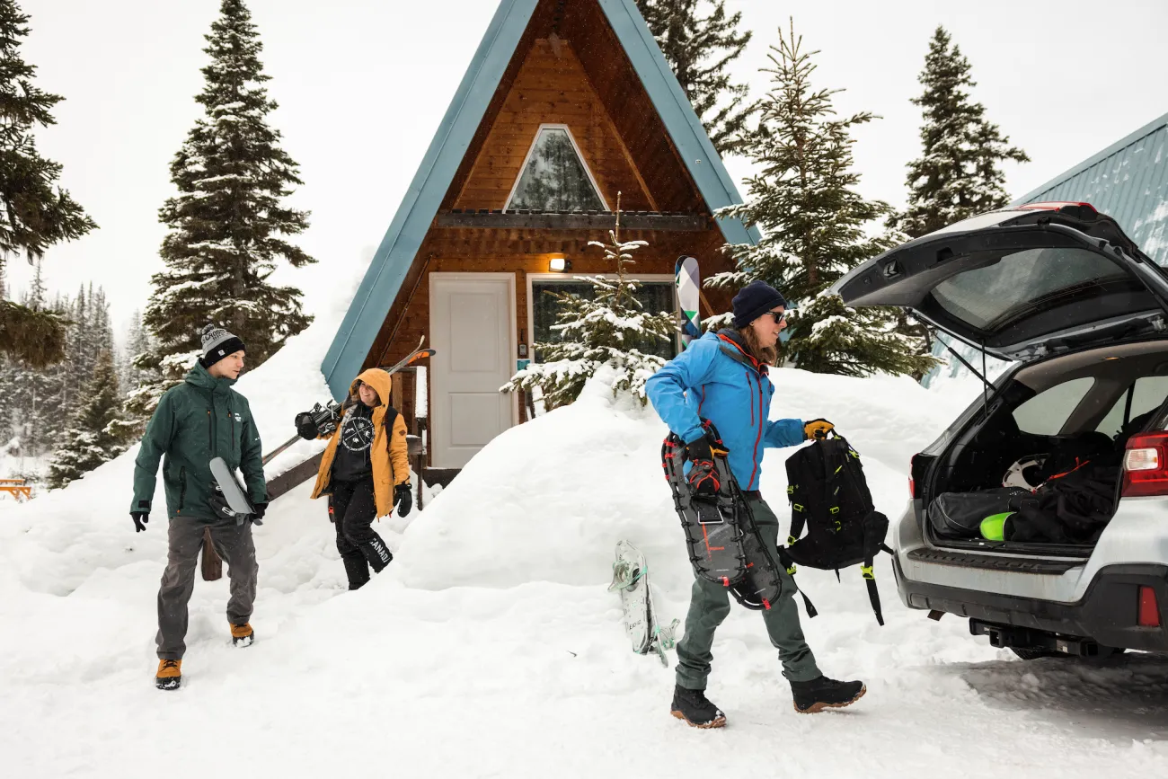 A-frame chalet at Azouzetta Lake Lodge skinorthbc